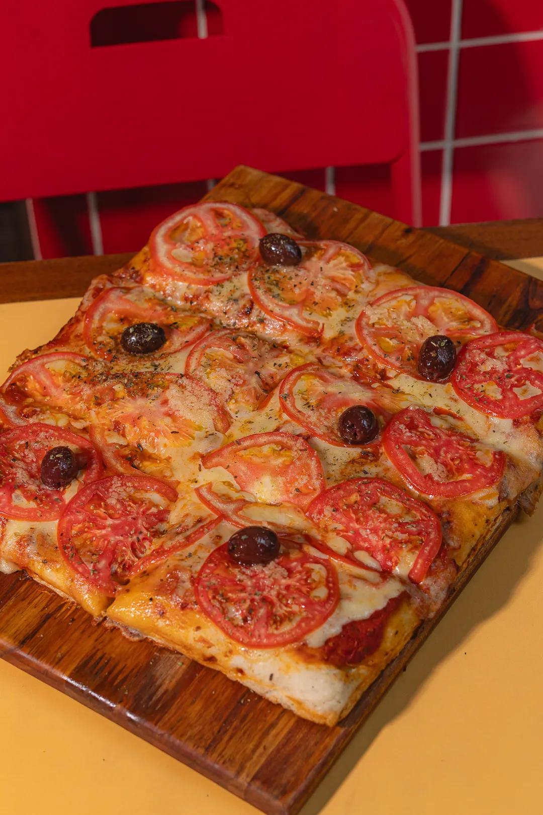 Popular item de Feriado Cantina: Pizza Napolitana
